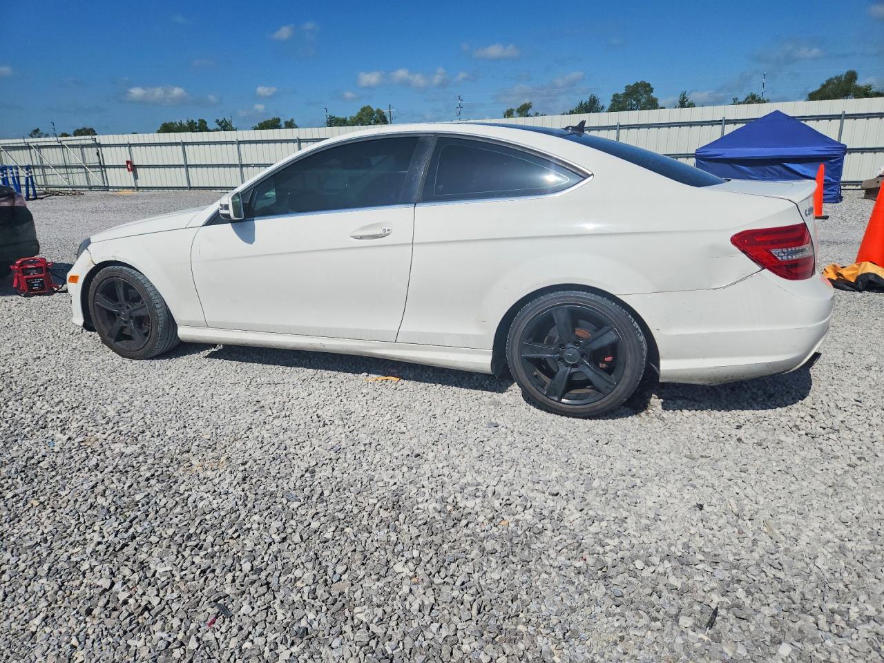 2015 Mercedes-Benz C 250 - zdjęcie 2