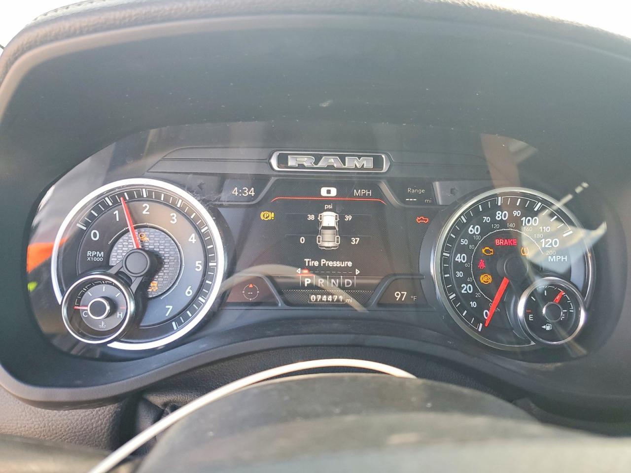 2020 Ram 1500 Laramie - zdjęcie 9