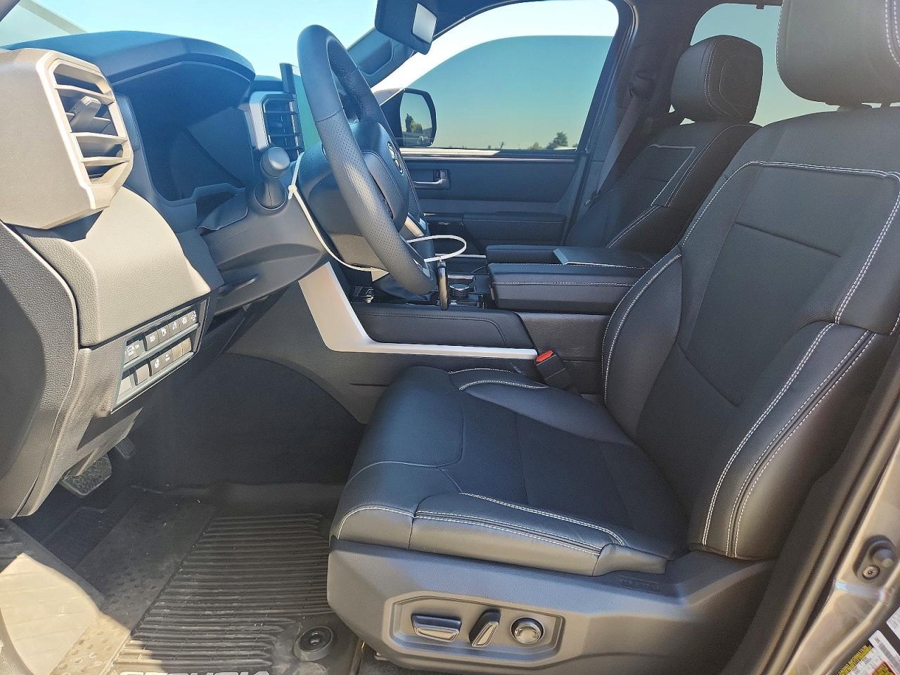 2026 Toyota Sequoia Limited - zdjęcie 7