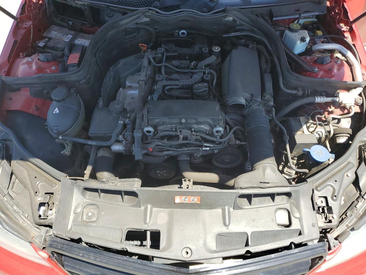 2014 Mercedes-Benz C 250 - zdjęcie 11