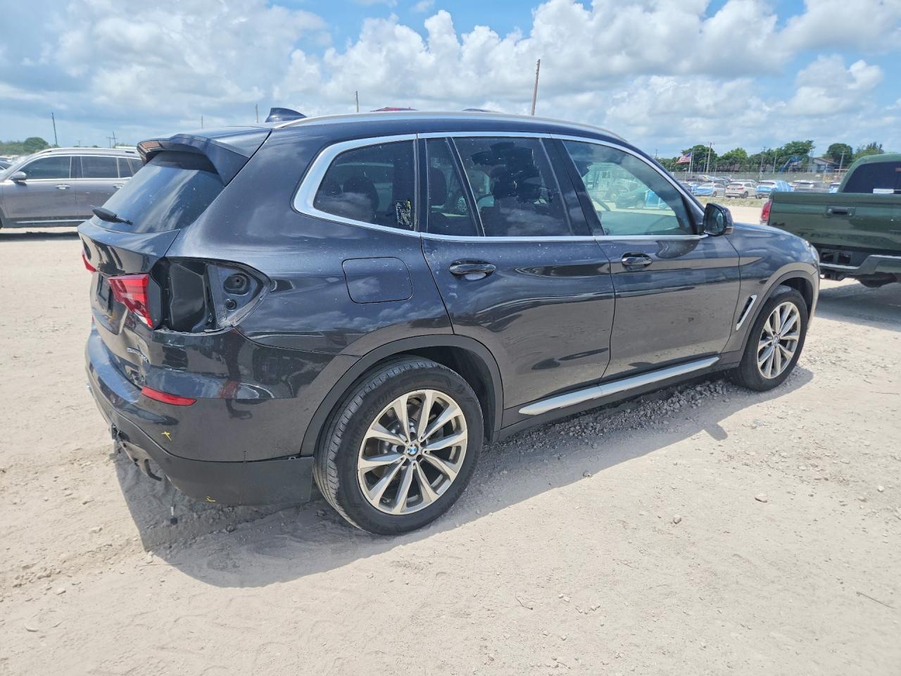 2019 BMW X3 Sdrive30I - zdjęcie 3