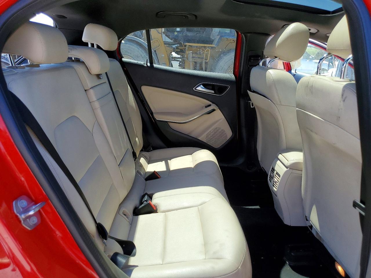 2018 Mercedes-Benz Gla 250 4Matic - zdjęcie 10