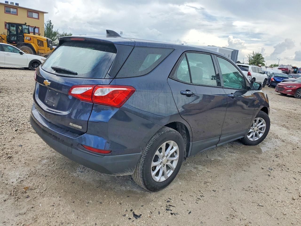 2019 Chevrolet Equinox Ls - zdjęcie 3