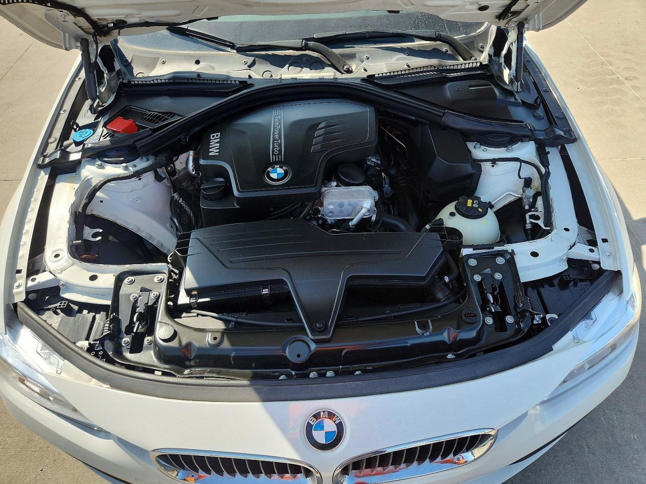 2018 BMW 320 I - zdjęcie 11