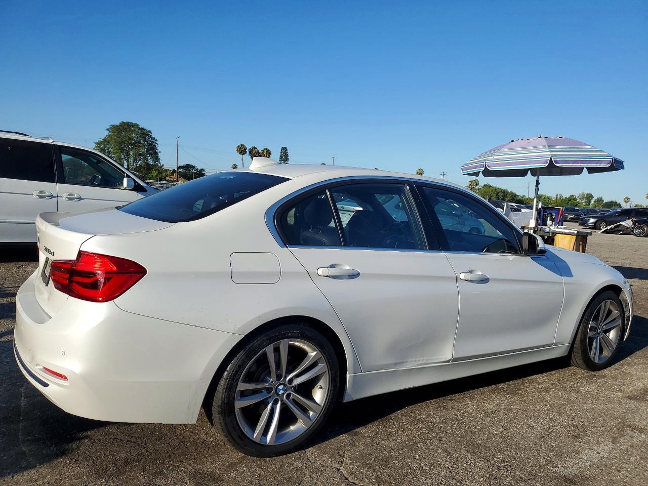 BMW Seria 3 - zdjęcie 3