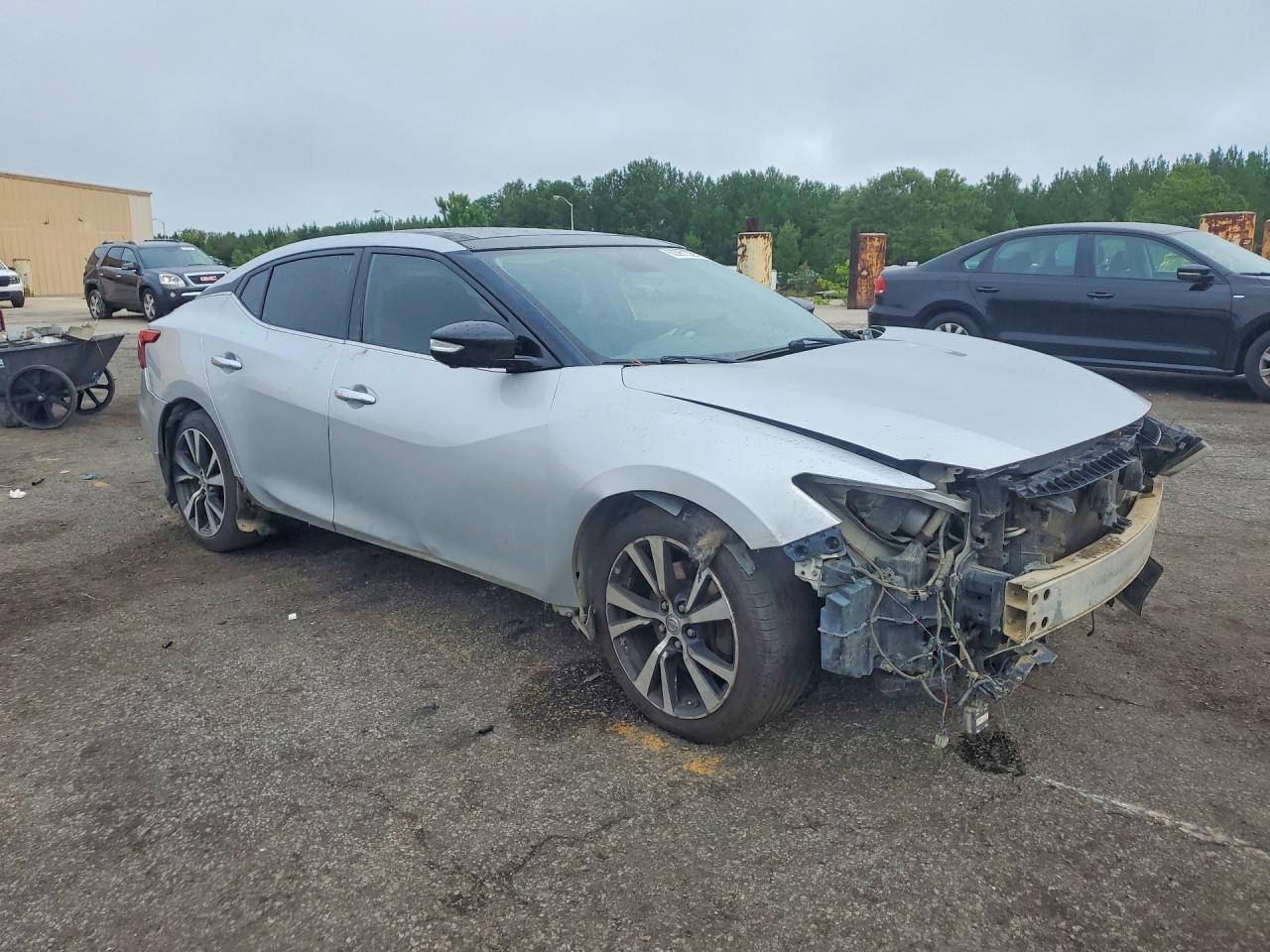 Nissan Maxima - zdjęcie 4