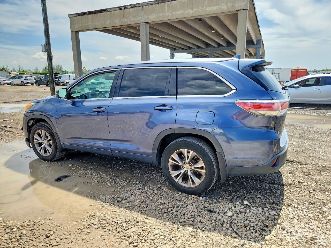 2014 Toyota Highlander Xle - zdjęcie 2