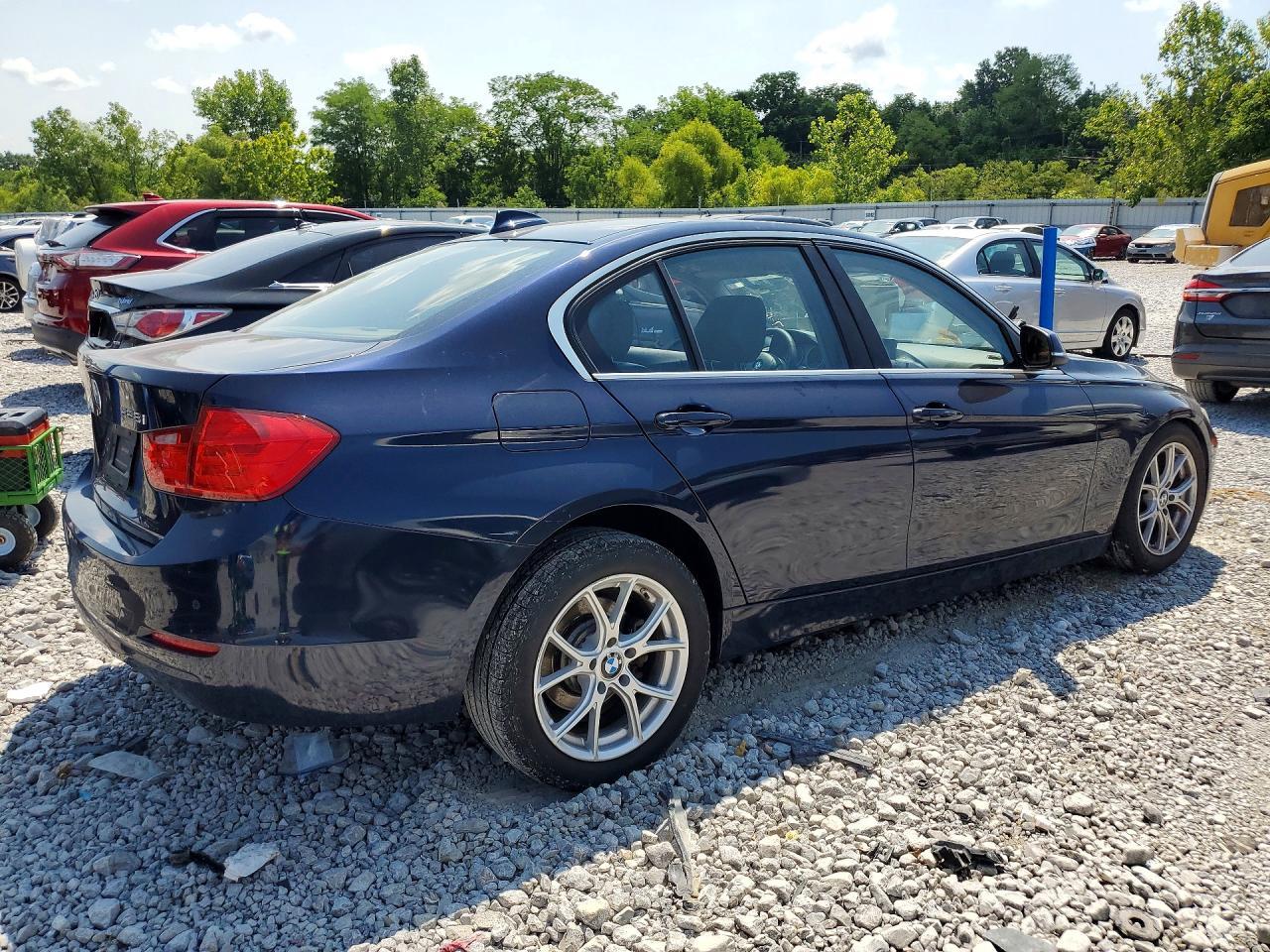 2015 BMW Seria 3 328i - zdjęcie 3