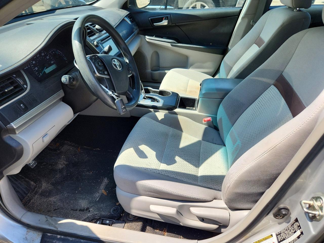 2014 Toyota Camry L - zdjęcie 7