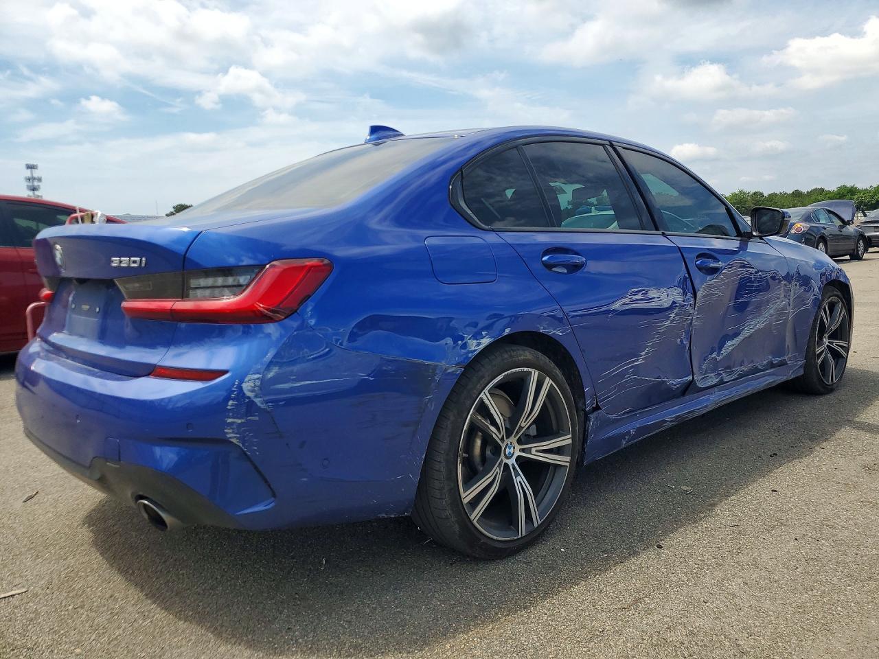 2020 BMW Seria 3 330i - zdjęcie 3