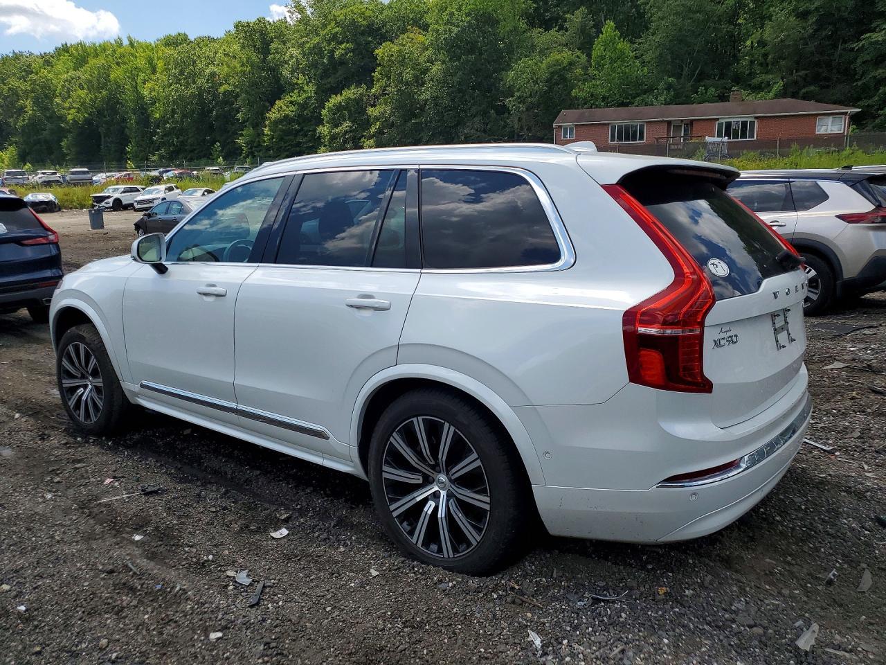 2023 Volvo Xc90 Plus - zdjęcie 2