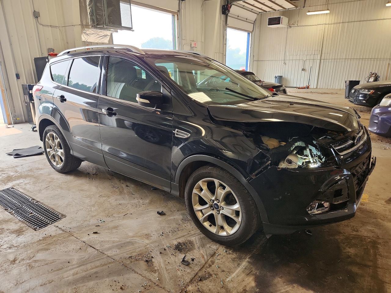 2016 Ford Escape Titanium - zdjęcie 4