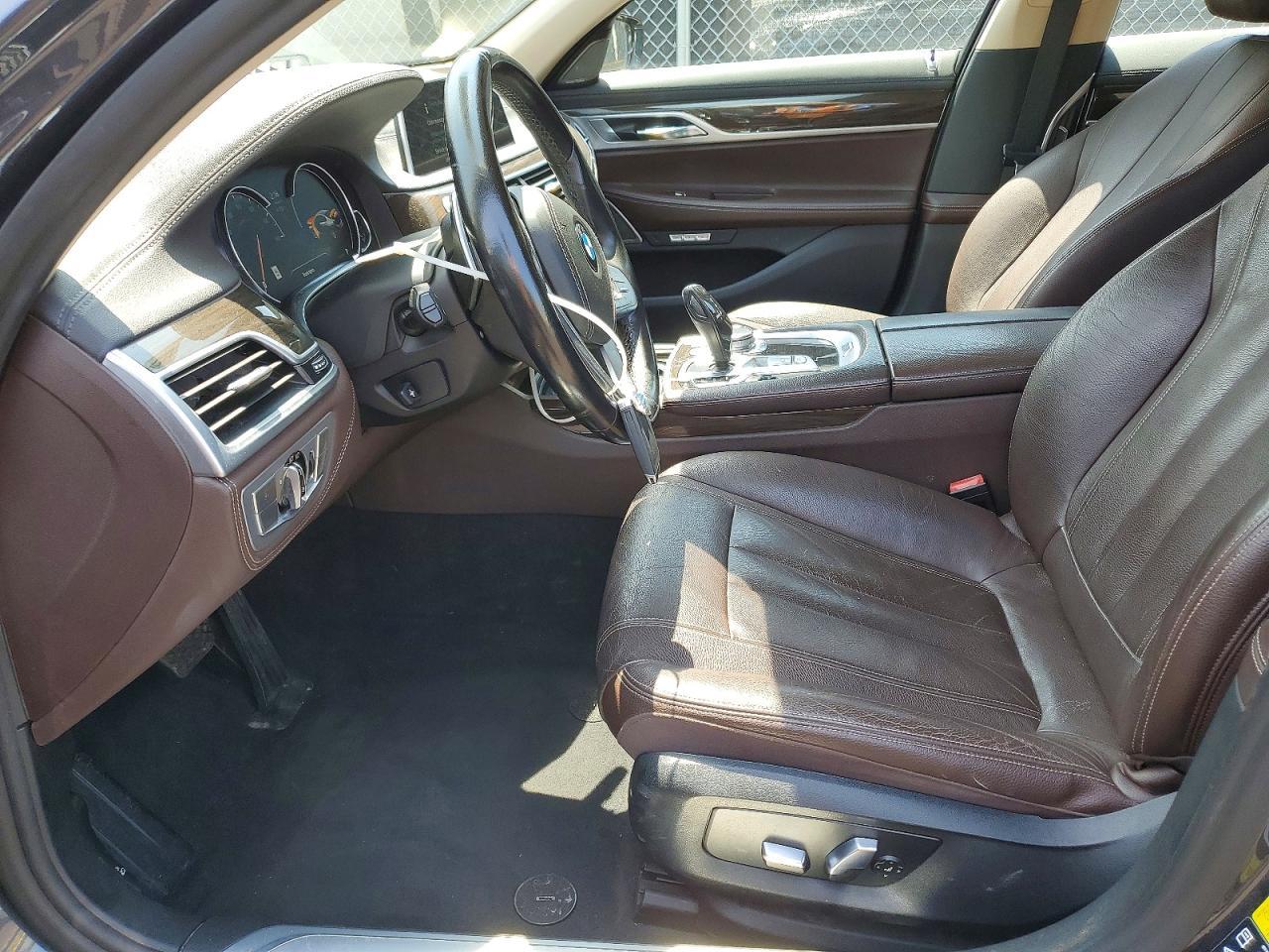 2018 BMW 740 Xi - zdjęcie 7