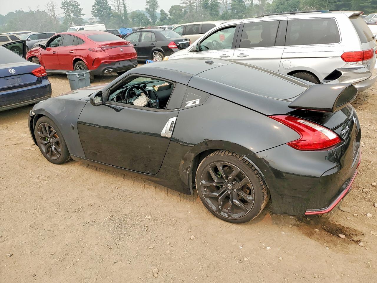 2017 Nissan 370Z Touring - zdjęcie 2