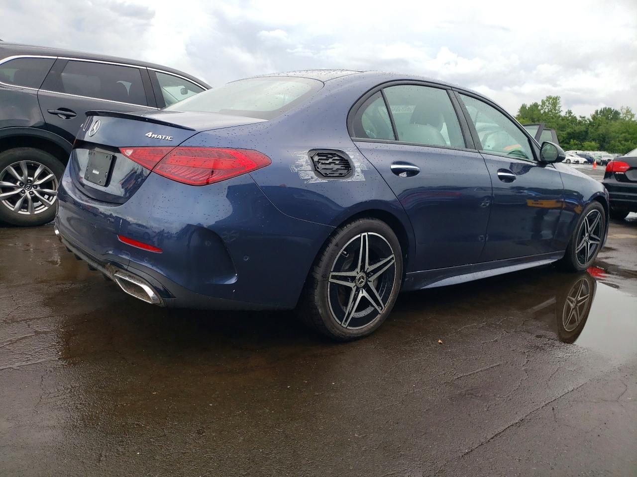 2024 Mercedes-Benz C 300 4Matic - zdjęcie 3