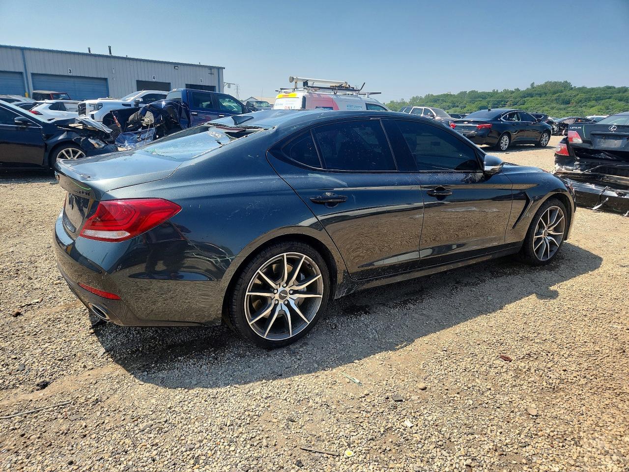 2020 Genesis G70 3.3T - zdjęcie 3