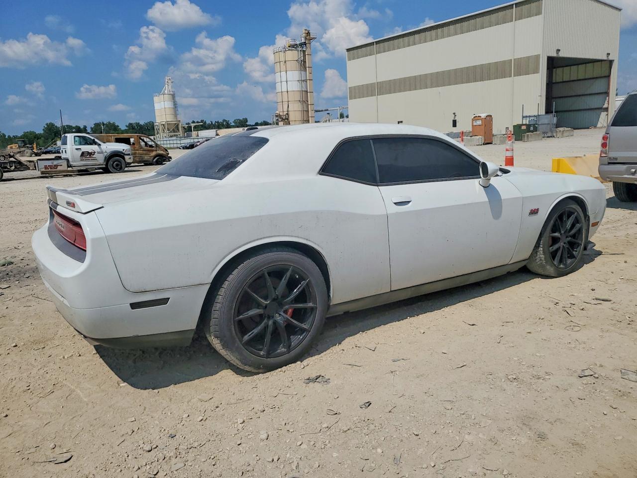 2013 Dodge Challenger Srt-8 - zdjęcie 3