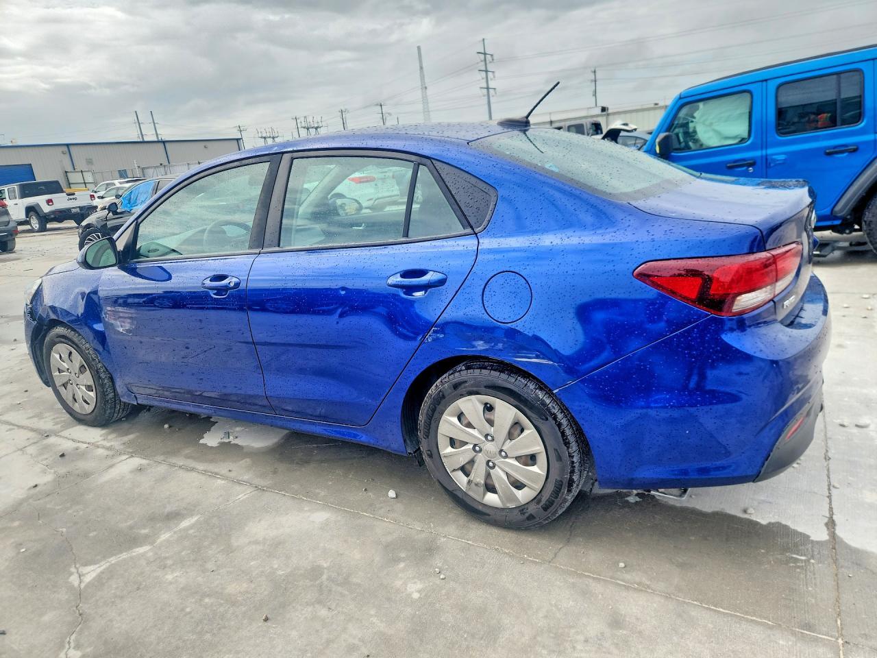 2020 Kia Rio S - zdjęcie 2