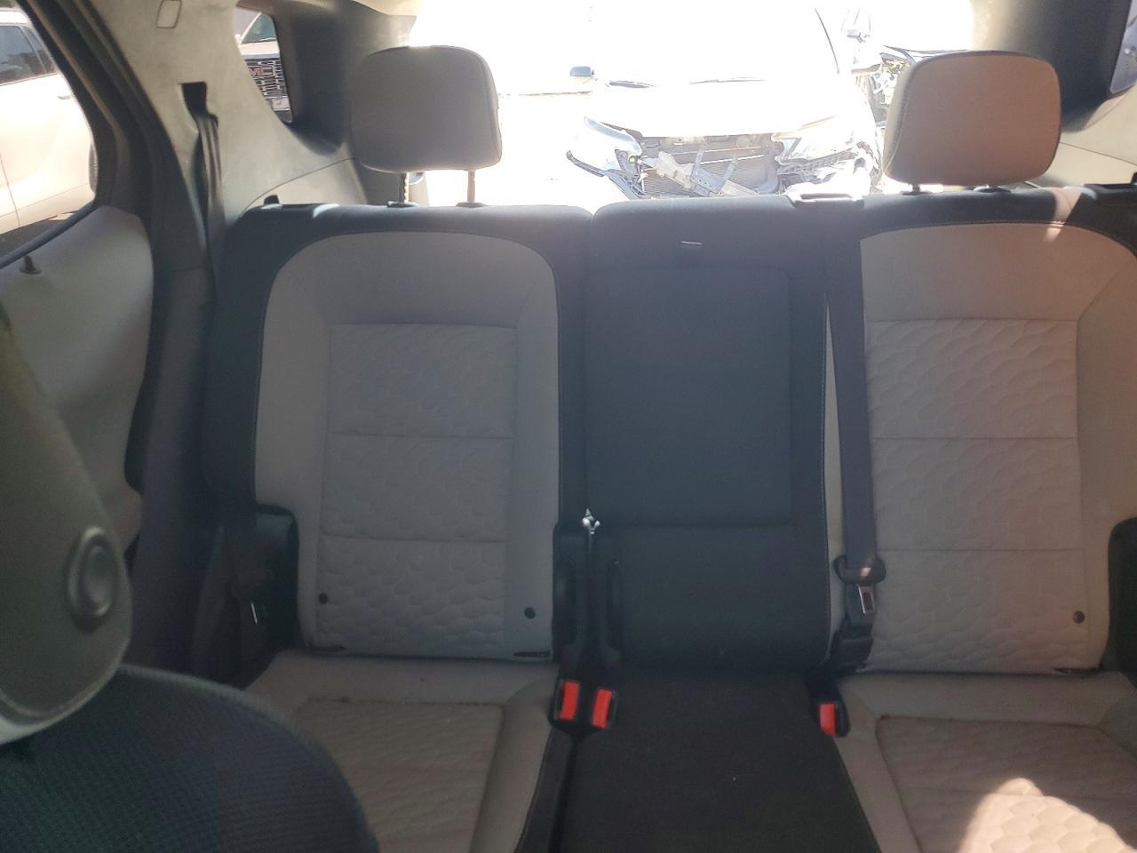 2018 Chevrolet Equinox Ls - zdjęcie 10