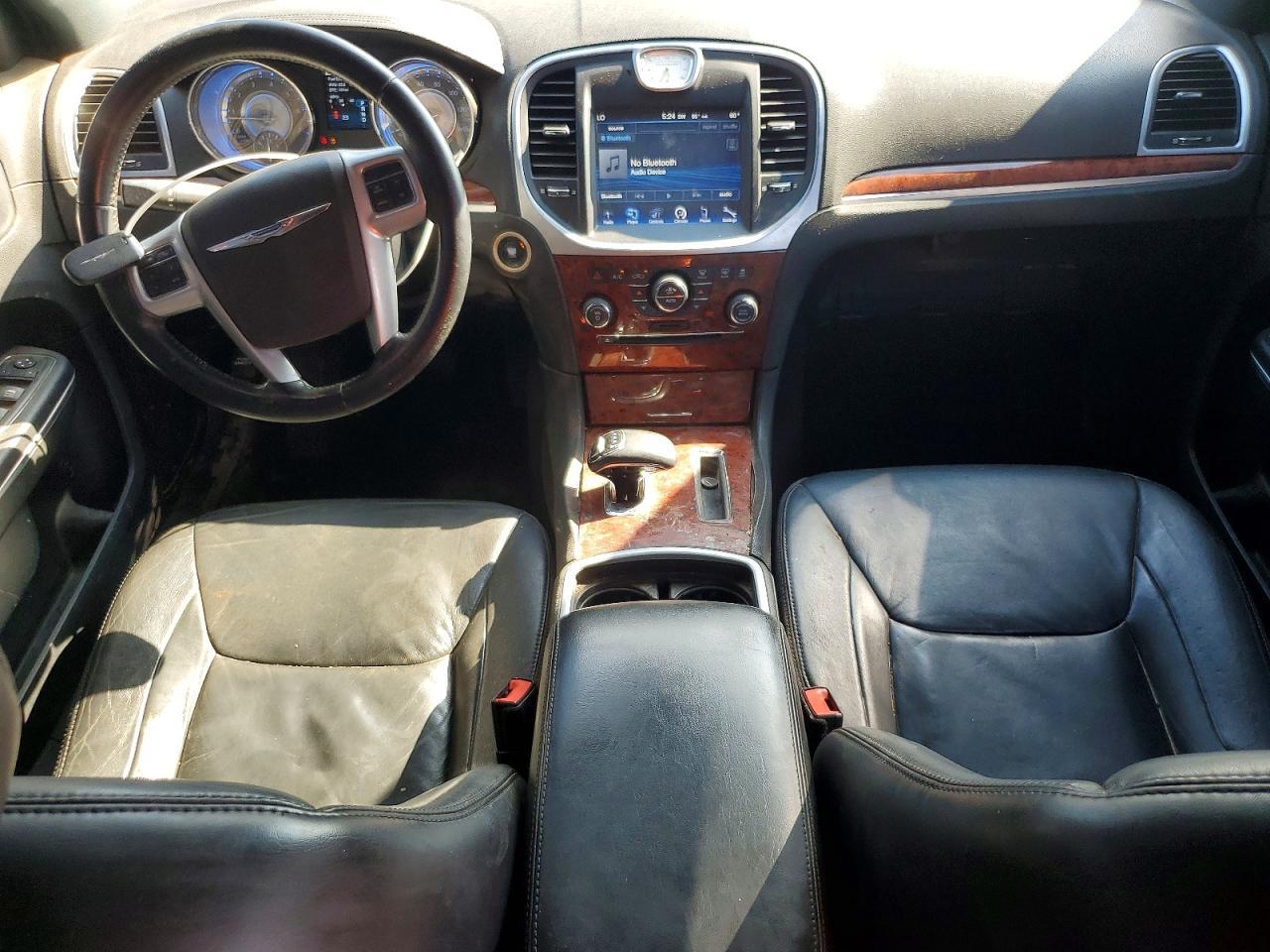 2014 Chrysler 300 - zdjęcie 8