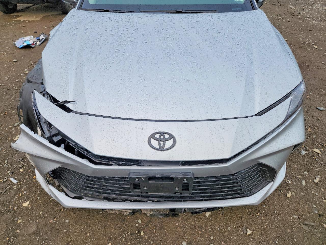 2026 Toyota Camry Le - zdjęcie 11