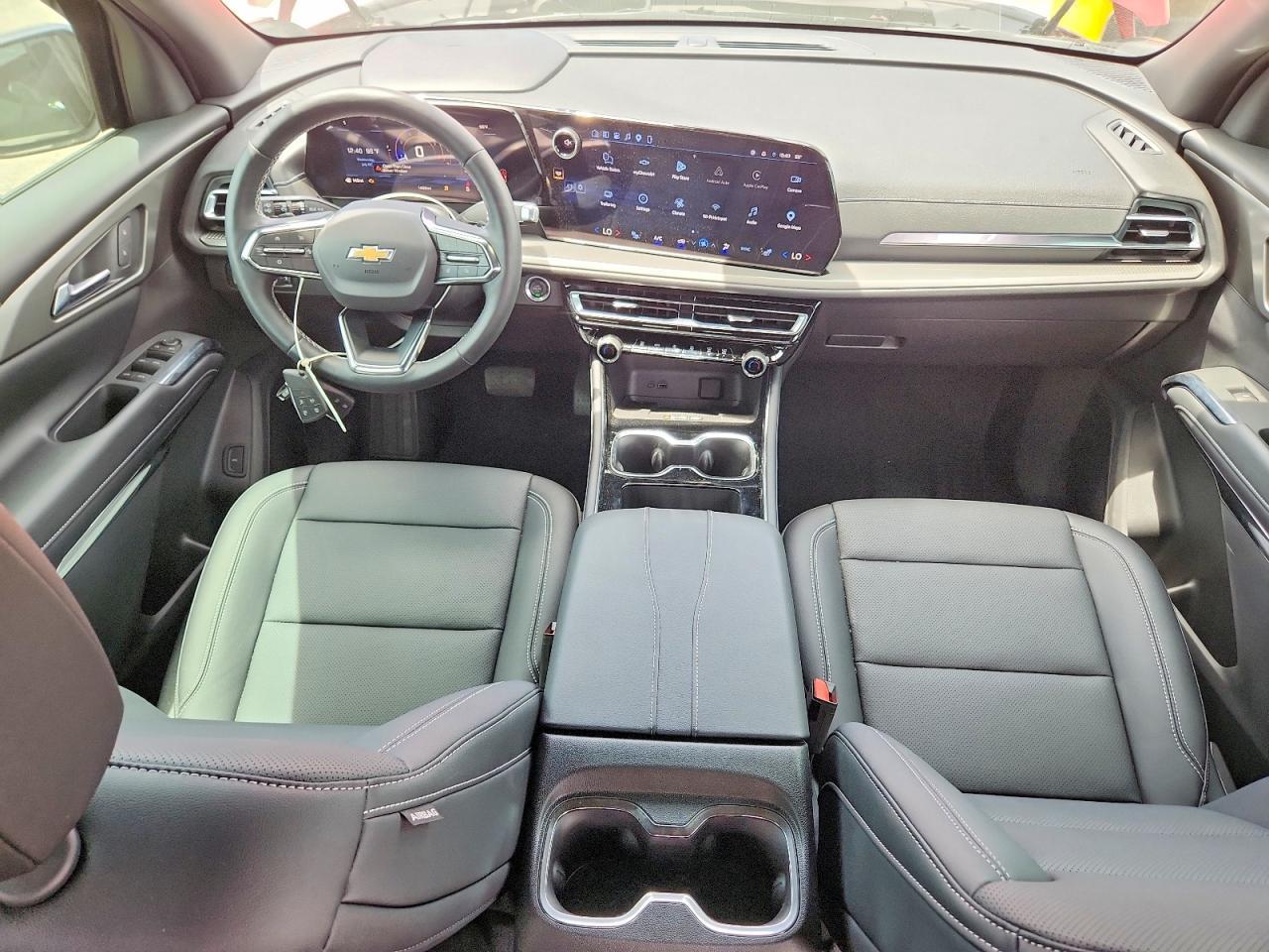 2026 Chevrolet Traverse Lt - zdjęcie 8