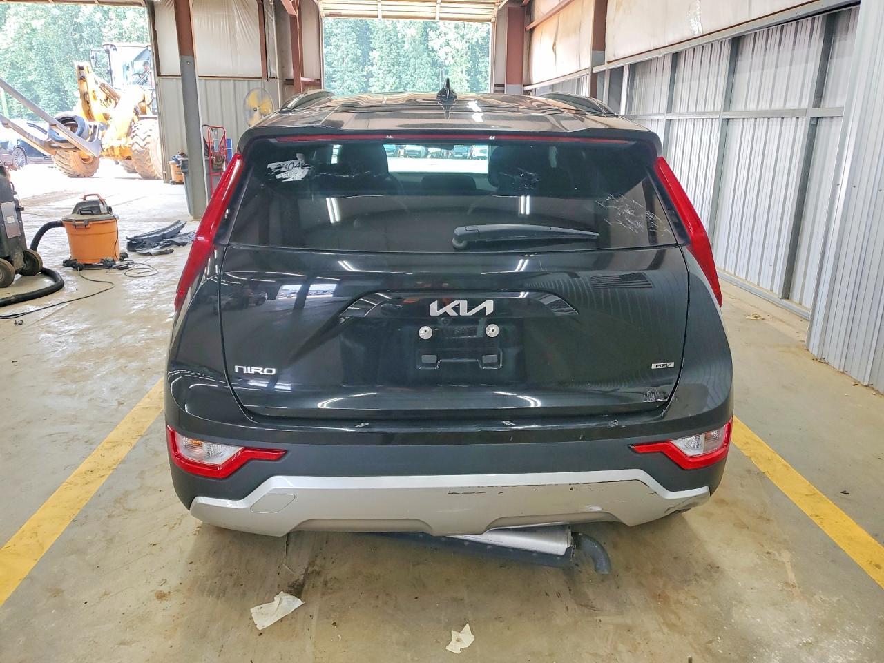 2025 Kia Niro Lx - zdjęcie 6