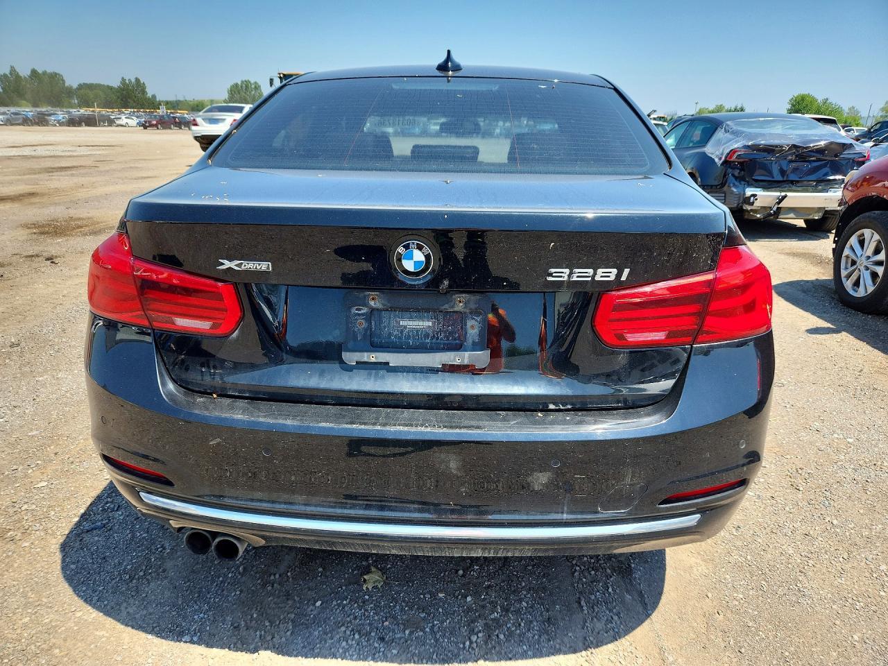 2016 BMW Seria 3 328i - zdjęcie 6