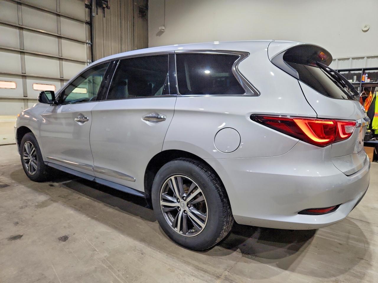 2016 Infiniti Qx60 Base - zdjęcie 2