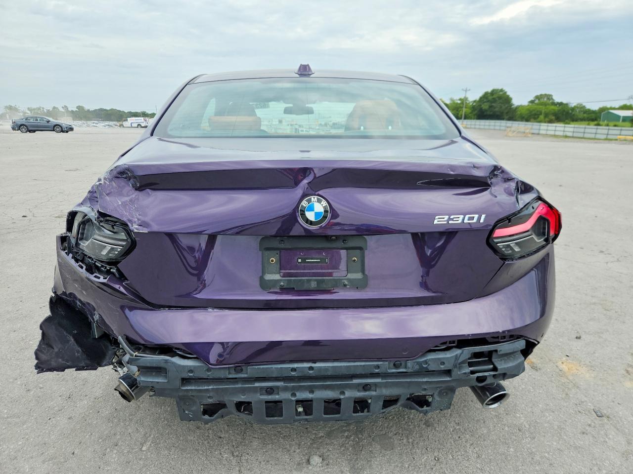 2025 BMW 230I - zdjęcie 6