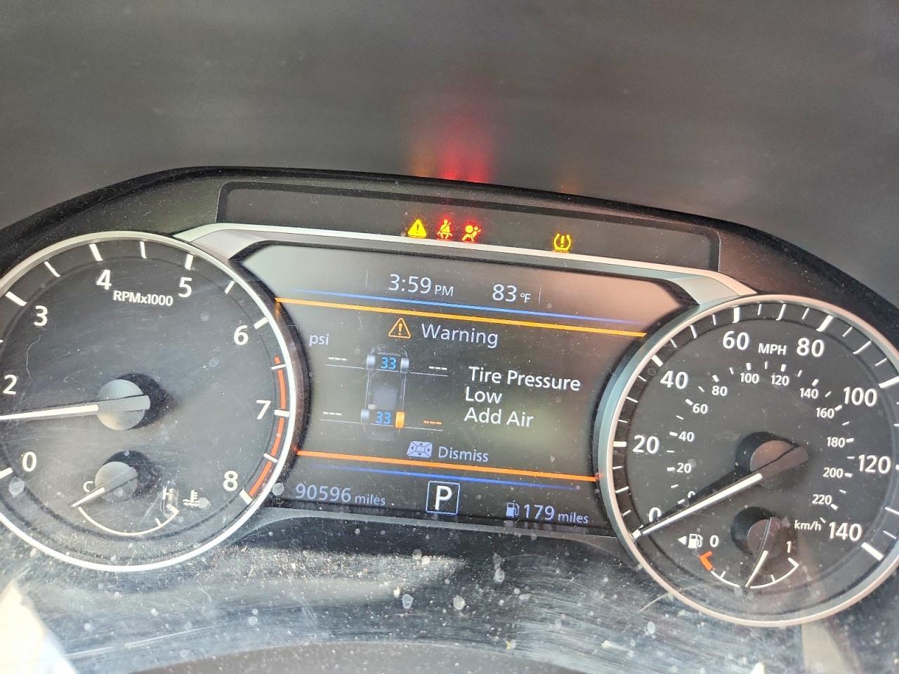 2022 Nissan Altima Sr - zdjęcie 9