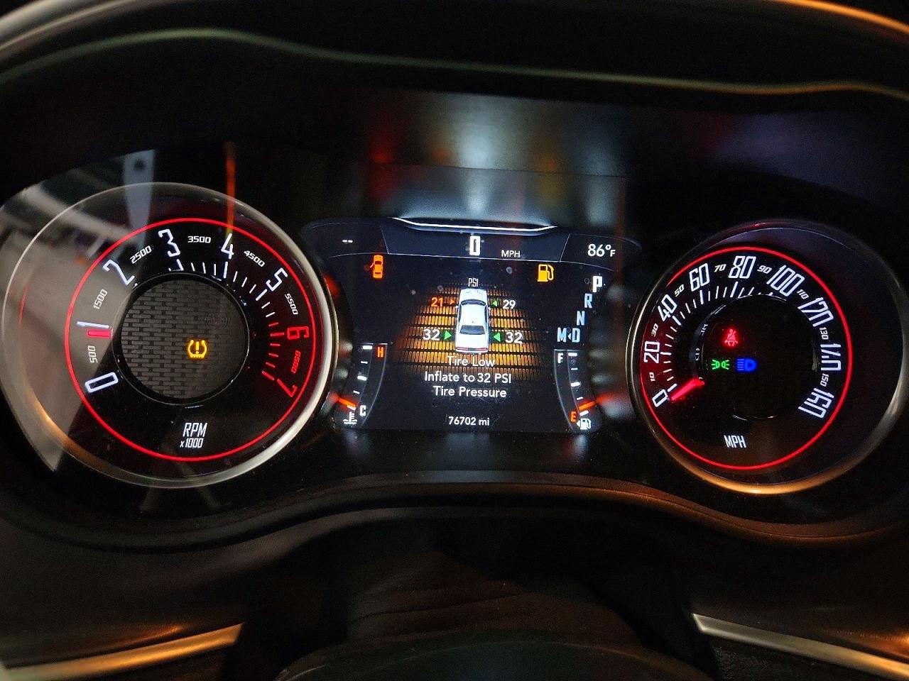 2021 Dodge Challenger R/T - zdjęcie 9