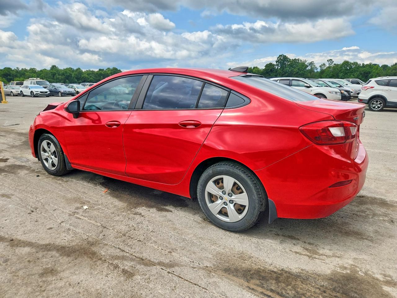 2017 Chevrolet Cruze Ls - zdjęcie 2