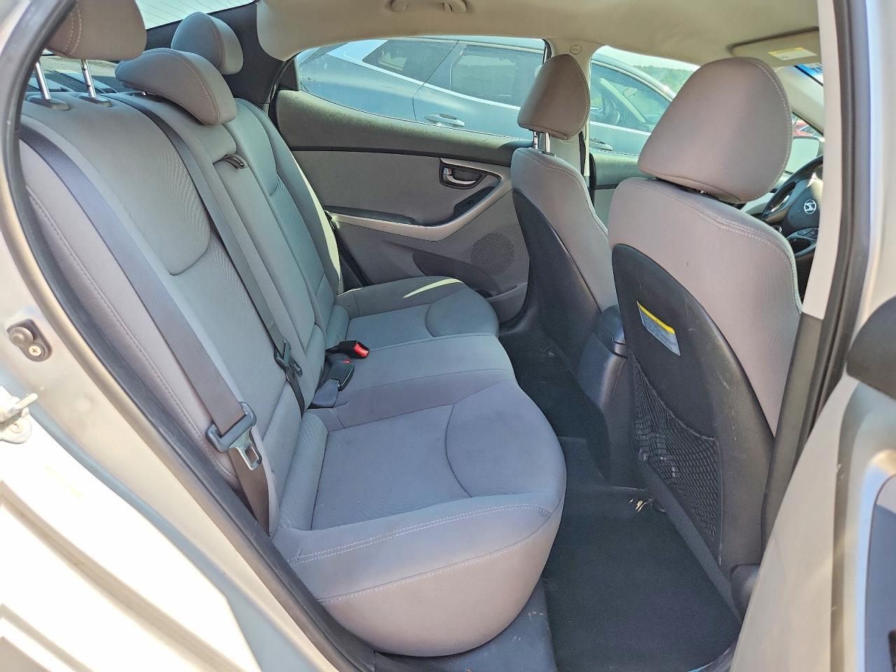 2014 Hyundai Elantra Se - zdjęcie 10