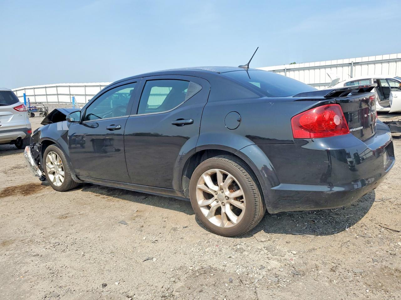 2014 Dodge Avenger R/T - zdjęcie 2