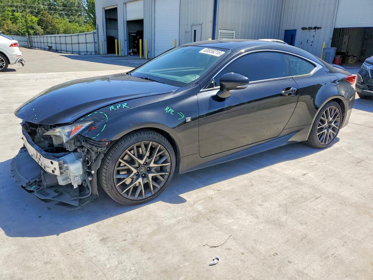 2017 Lexus Rc 200T - zdjęcie główne