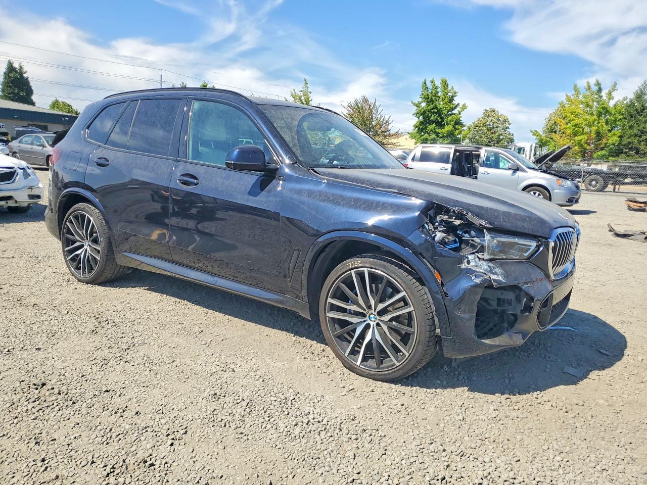 2023 BMW X5 xDrive40I - zdjęcie 4