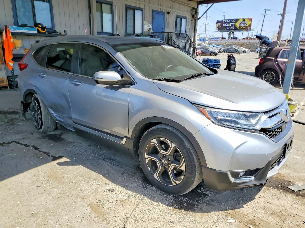 2017 Honda Cr-V Touring - zdjęcie 4
