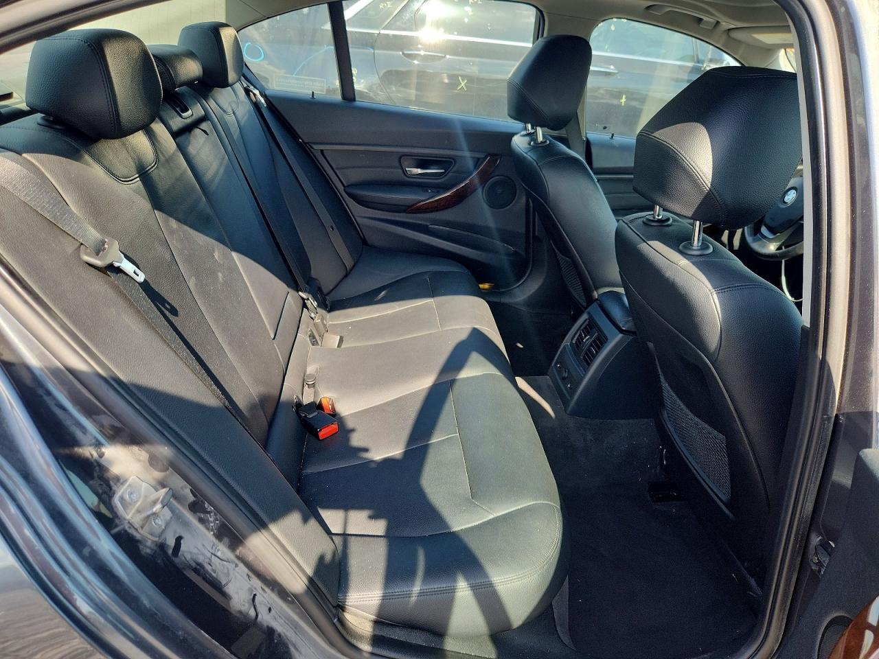 2013 BMW Seria 3 328i - zdjęcie 10