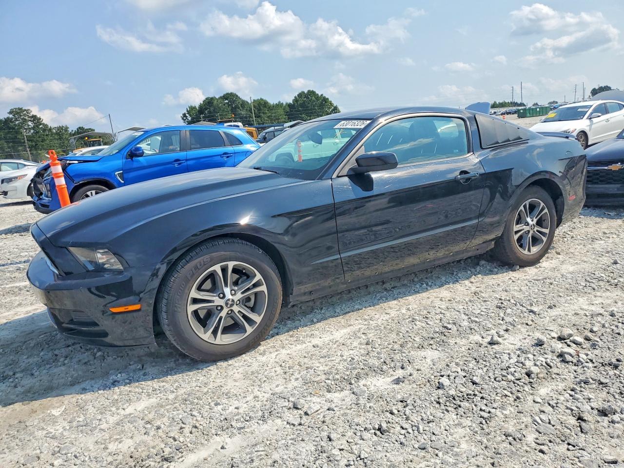 2013 Ford Mustang - zdjęcie główne