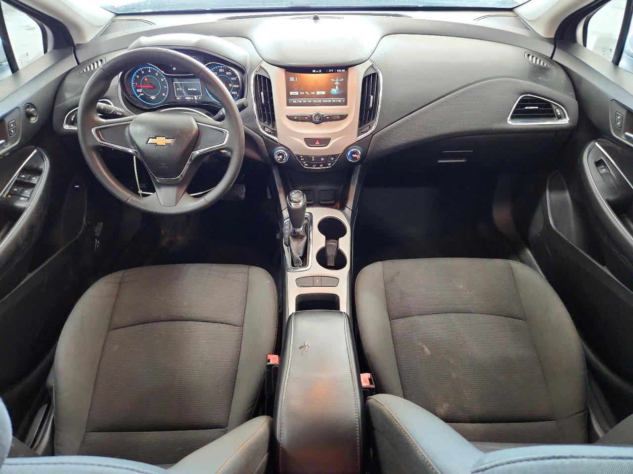 2017 Chevrolet Cruze Ls - zdjęcie 8