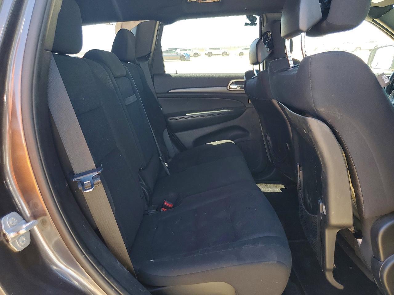 2015 Jeep Grand Cherokee Laredo - zdjęcie 10