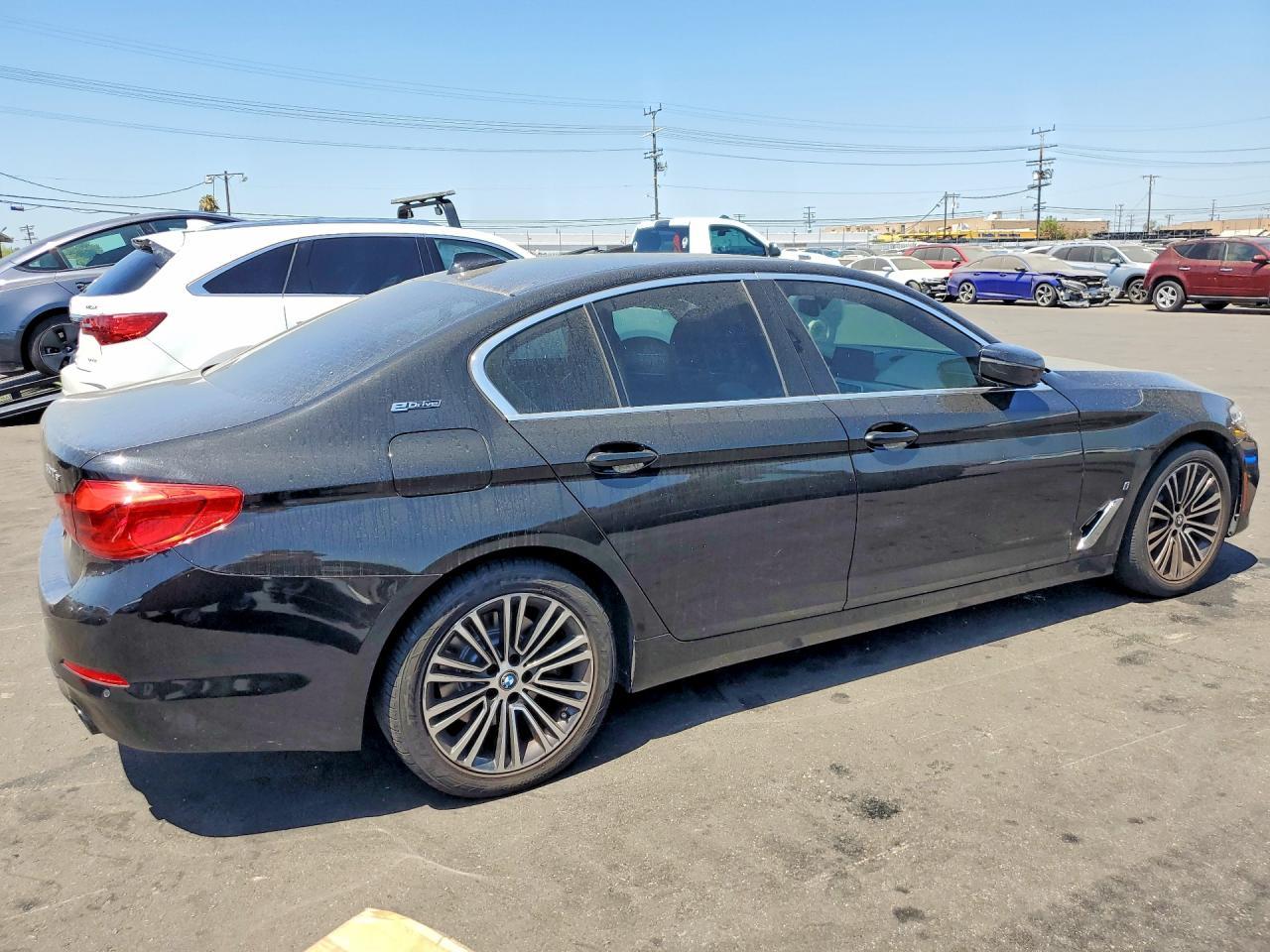 2019 BMW 530E - zdjęcie 3
