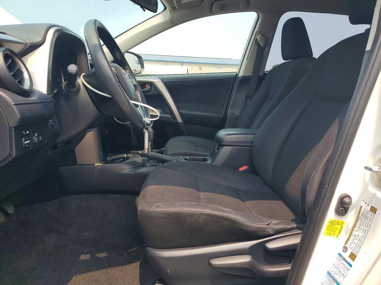 2018 Toyota Rav4 Le - zdjęcie 7