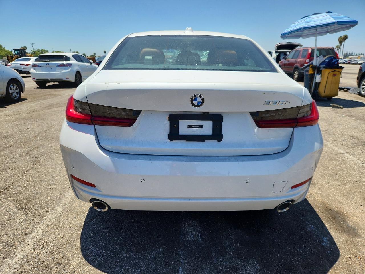 2024 BMW 330I - zdjęcie 6
