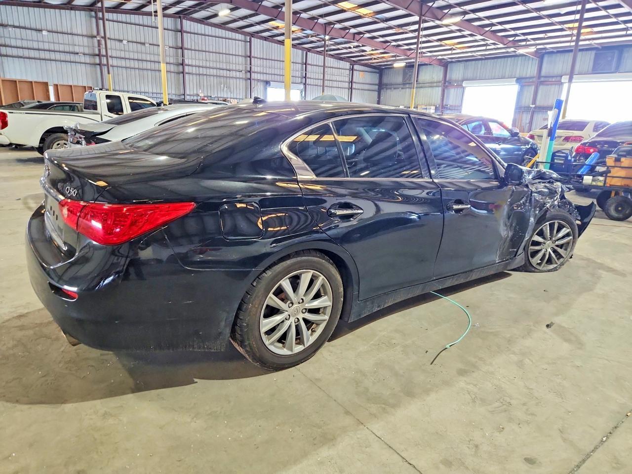 2016 Infiniti Q50 3.0T Premium - zdjęcie 3