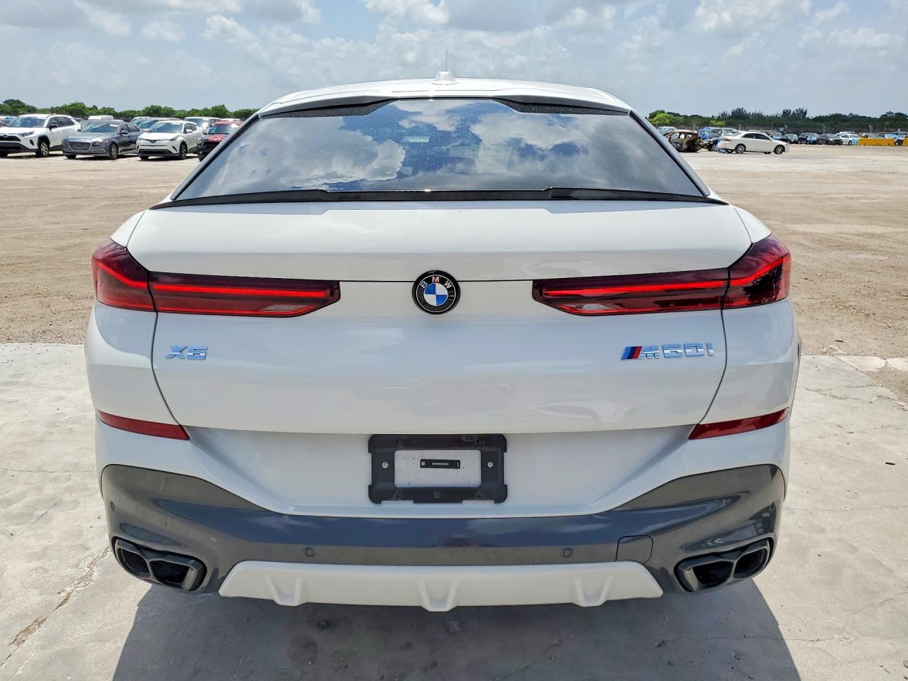 2026 BMW X6 M60I - zdjęcie 6