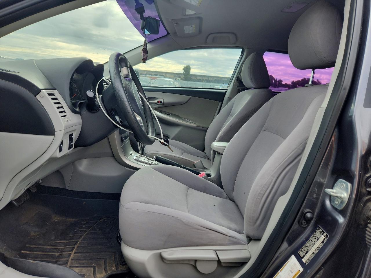 2013 Toyota Corolla Le - zdjęcie 7