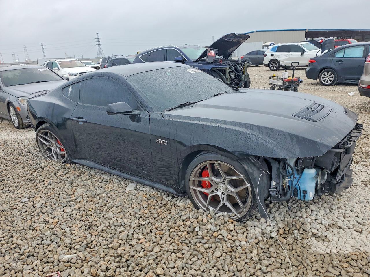 2024 Ford Mustang Gt - zdjęcie 4