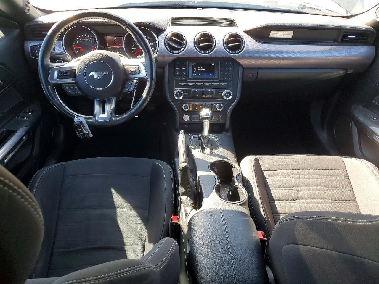2016 Ford Mustang Base - zdjęcie 8